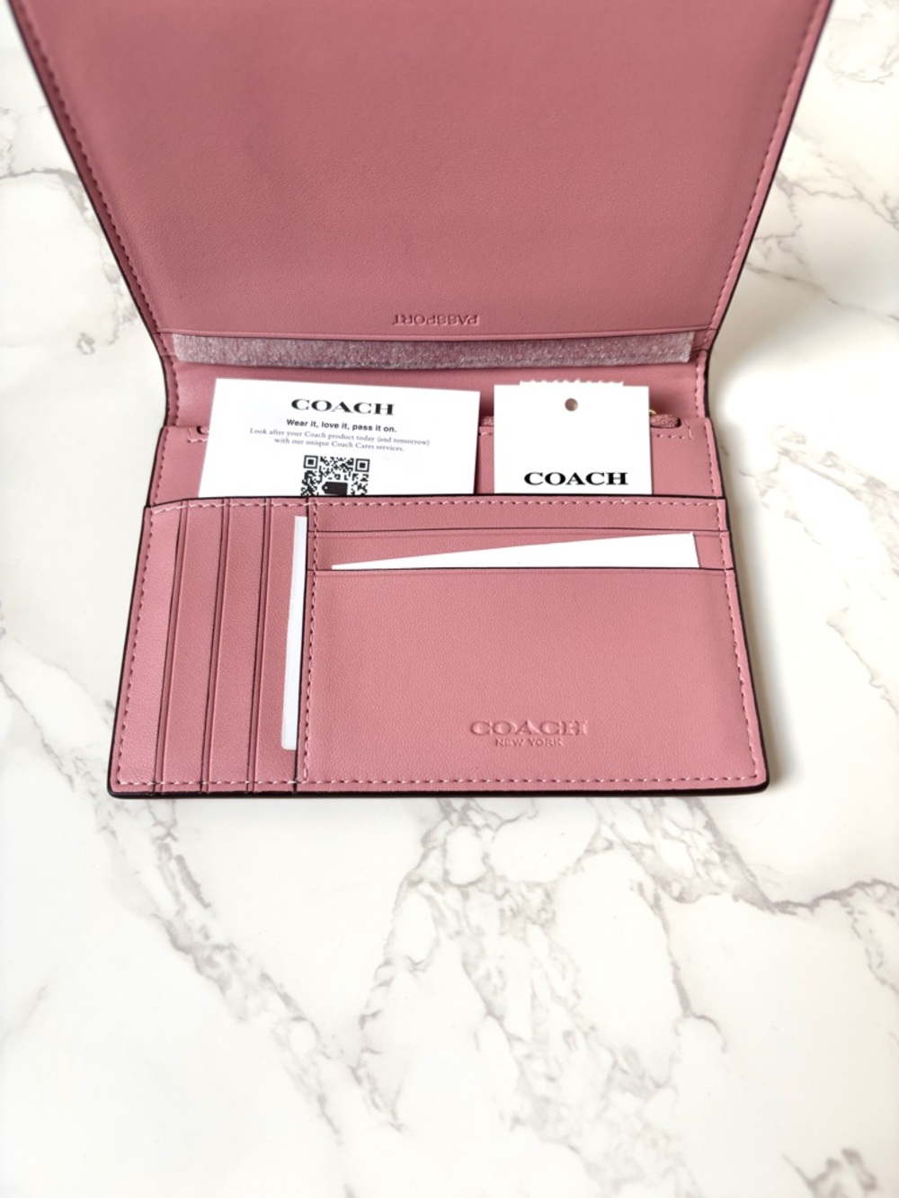New Coach Powder Pink Passport Card Holder Wallet Limited Edition 2026 Release - Picture 10 of 10